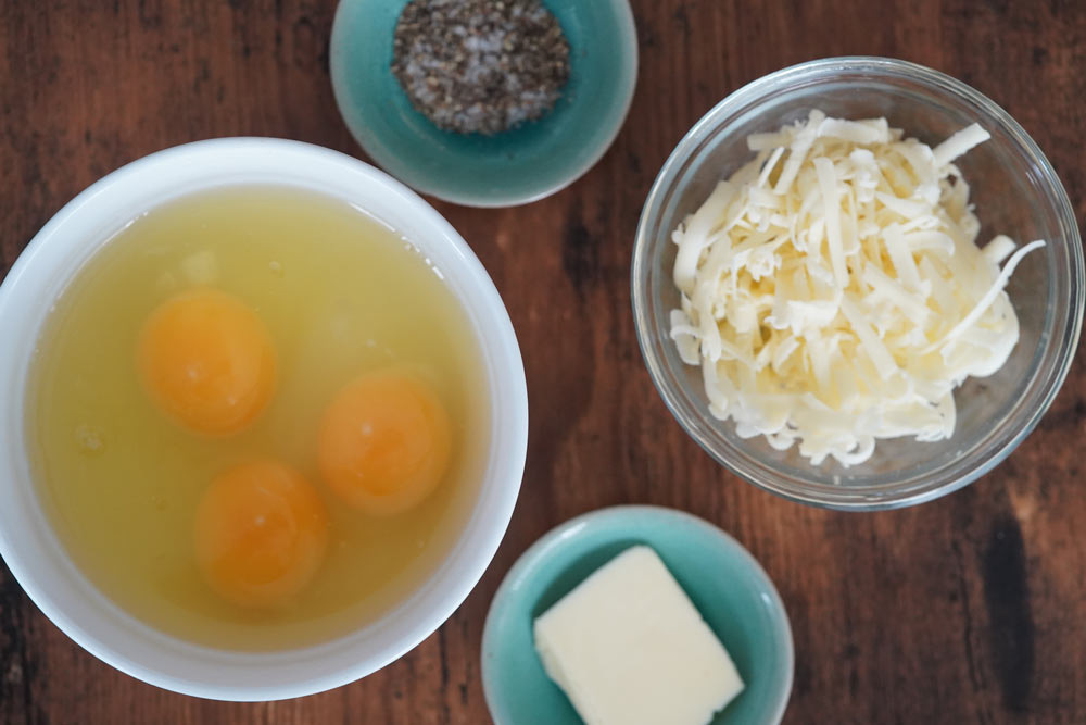 Ingredients for air fryer scrambled eggs