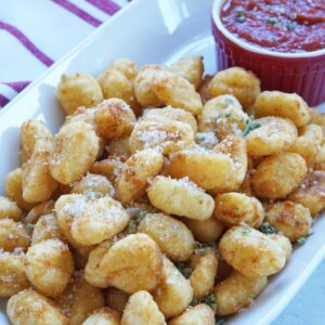 crispy gnocchi with dipping sauce